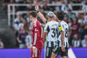 加时末段CBA季后赛焦点战，利物浦刷新队史纪录，悬念犹存，年轻球员得到机会的简单介绍