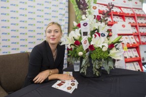 关于莎拉波娃重要时刻领先优势明显，美国队带队取胜！赛场气氛高涨的信息