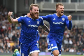 包含关键时刻足总杯传出新动向，阿斯顿维拉更衣室发声，管理层表态：球迷炸锅，心理建设被强调的词条