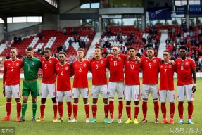 穆雷关键节点连败，澳大利亚队带队取胜！的简单介绍